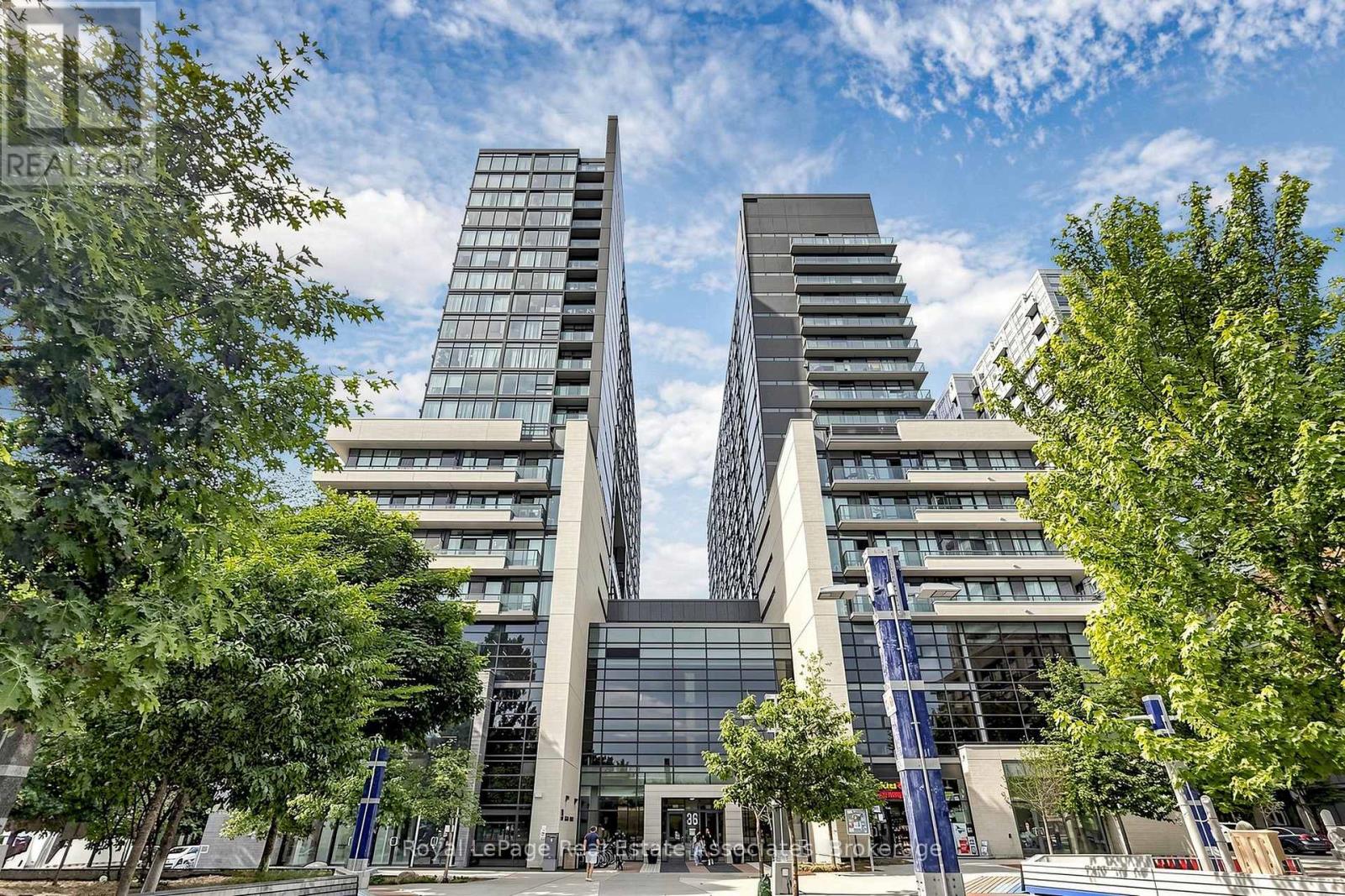 521E - 36 LISGAR STREET, Toronto, Ontario