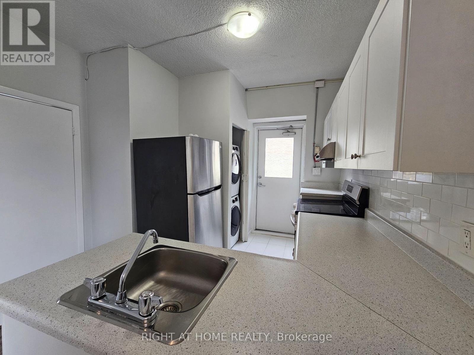 302 - 505 Church Street, Toronto, Ontario  M4Y 1H2 - Photo 2 - C13754412