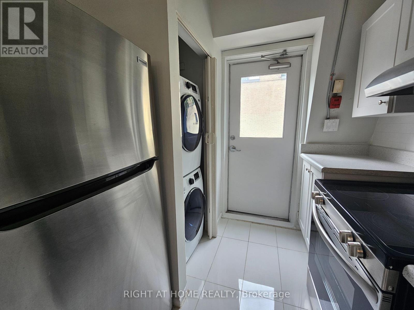 302 - 505 Church Street, Toronto, Ontario  M4Y 1H2 - Photo 4 - C13754412