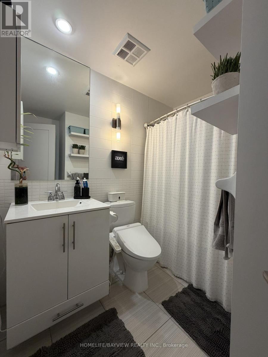3705 - 120 Homewood Avenue, Toronto, Ontario  M4Y 2J3 - Photo 13 - C13754464