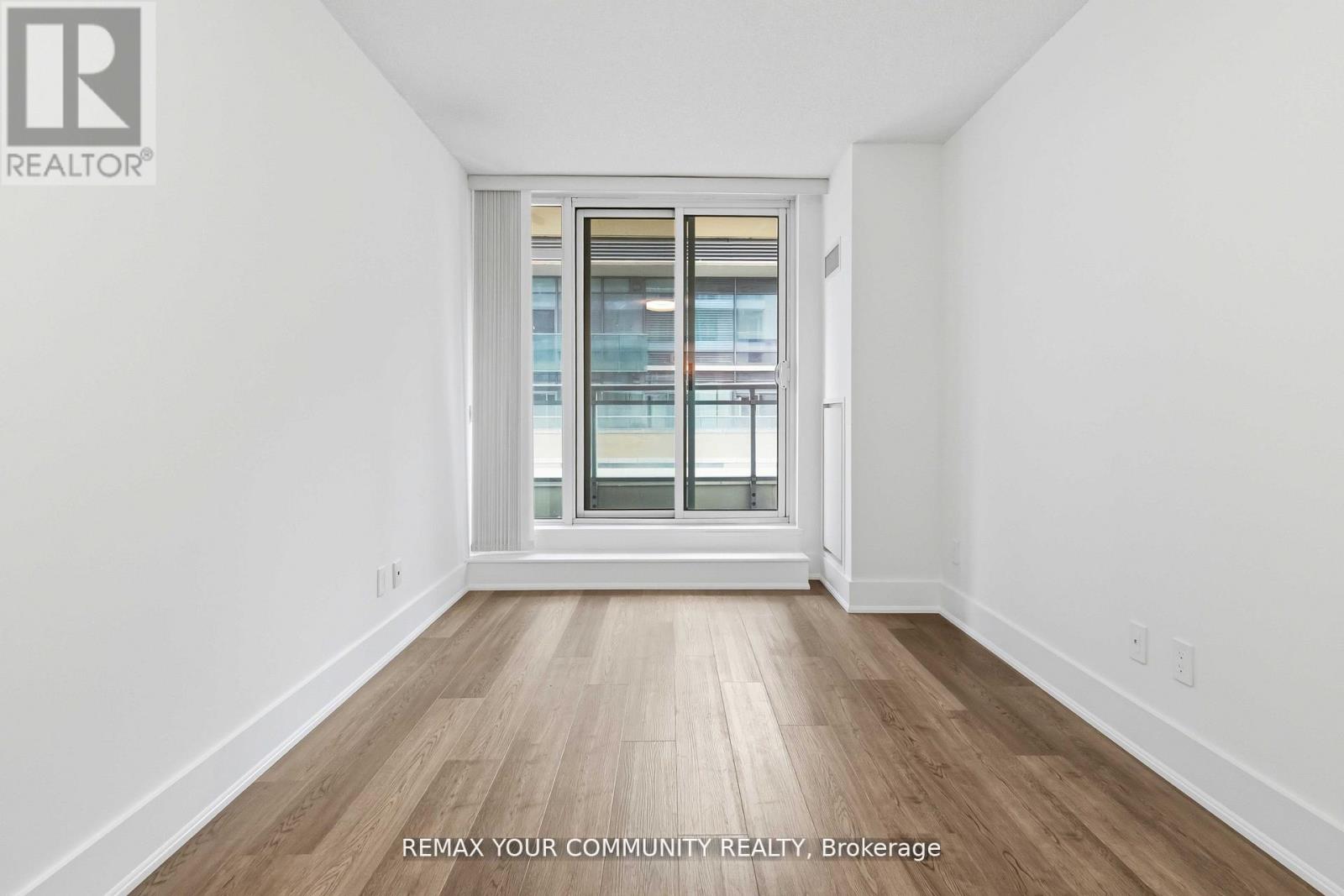606 - 8 Scollard Street, Toronto, Ontario  M5R 1M2 - Photo 14 - C13754468