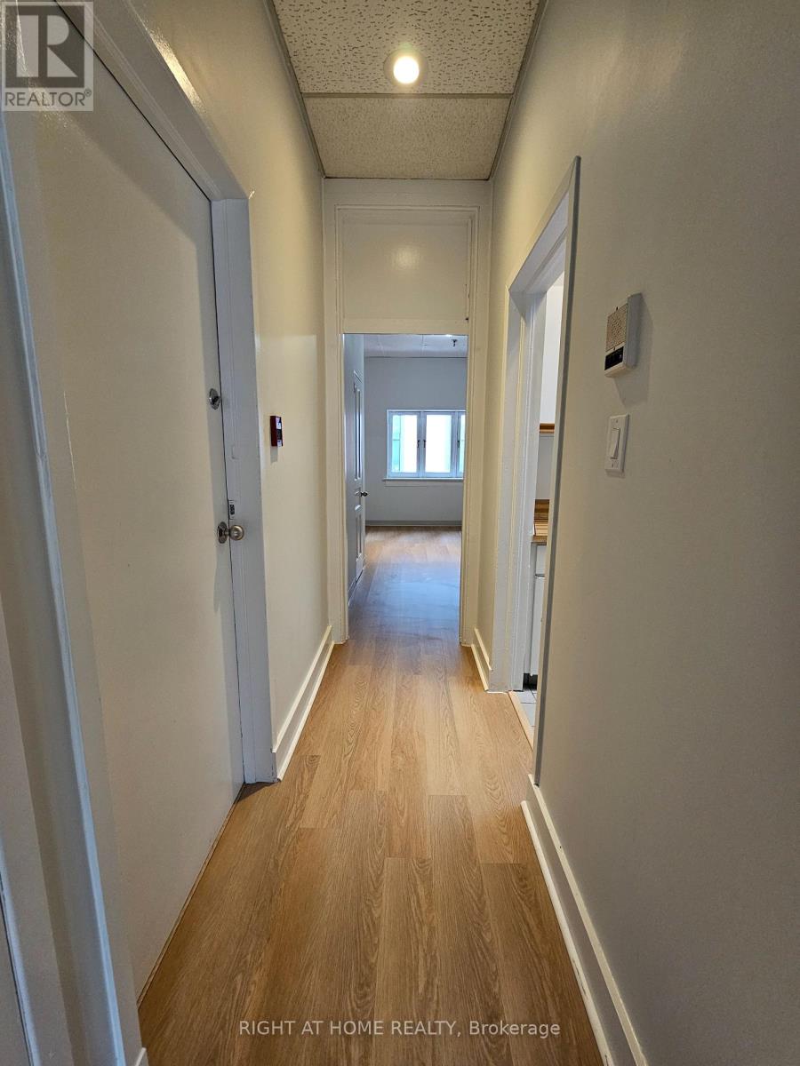 6 - 516 Yonge Street, Toronto, Ontario  M4Y 1X9 - Photo 14 - C13754538