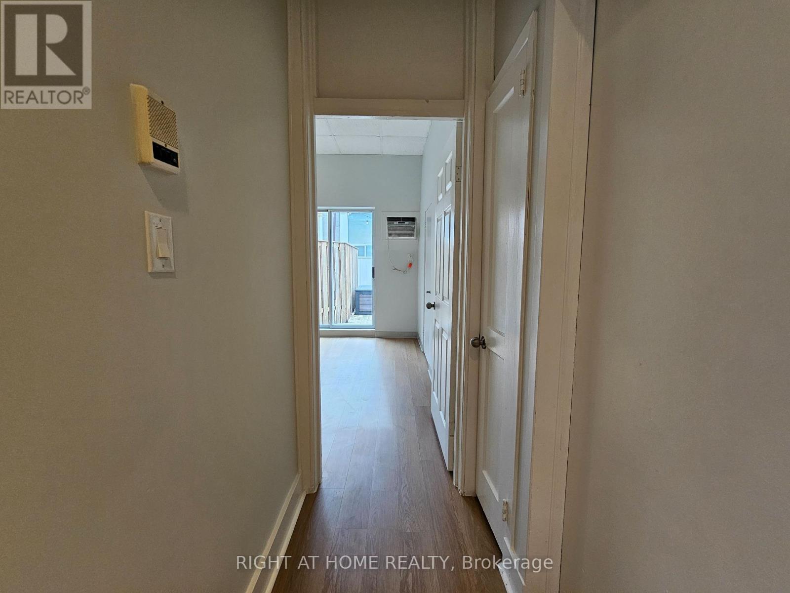 6 - 516 Yonge Street, Toronto, Ontario  M4Y 1X9 - Photo 15 - C13754538