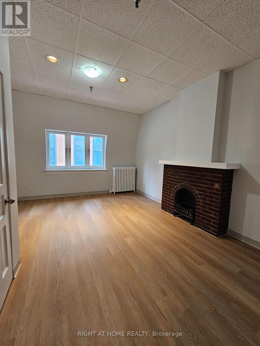 6 - 516 Yonge Street, Toronto, Ontario  M4Y 1X9 - Photo 8 - C13754538