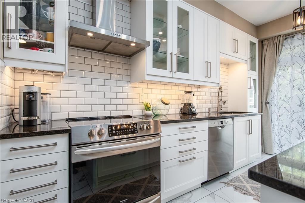 110 Highland Road E Unit# 86, Kitchener, Ontario  N2M 3S1 - Photo 4 - 40861300
