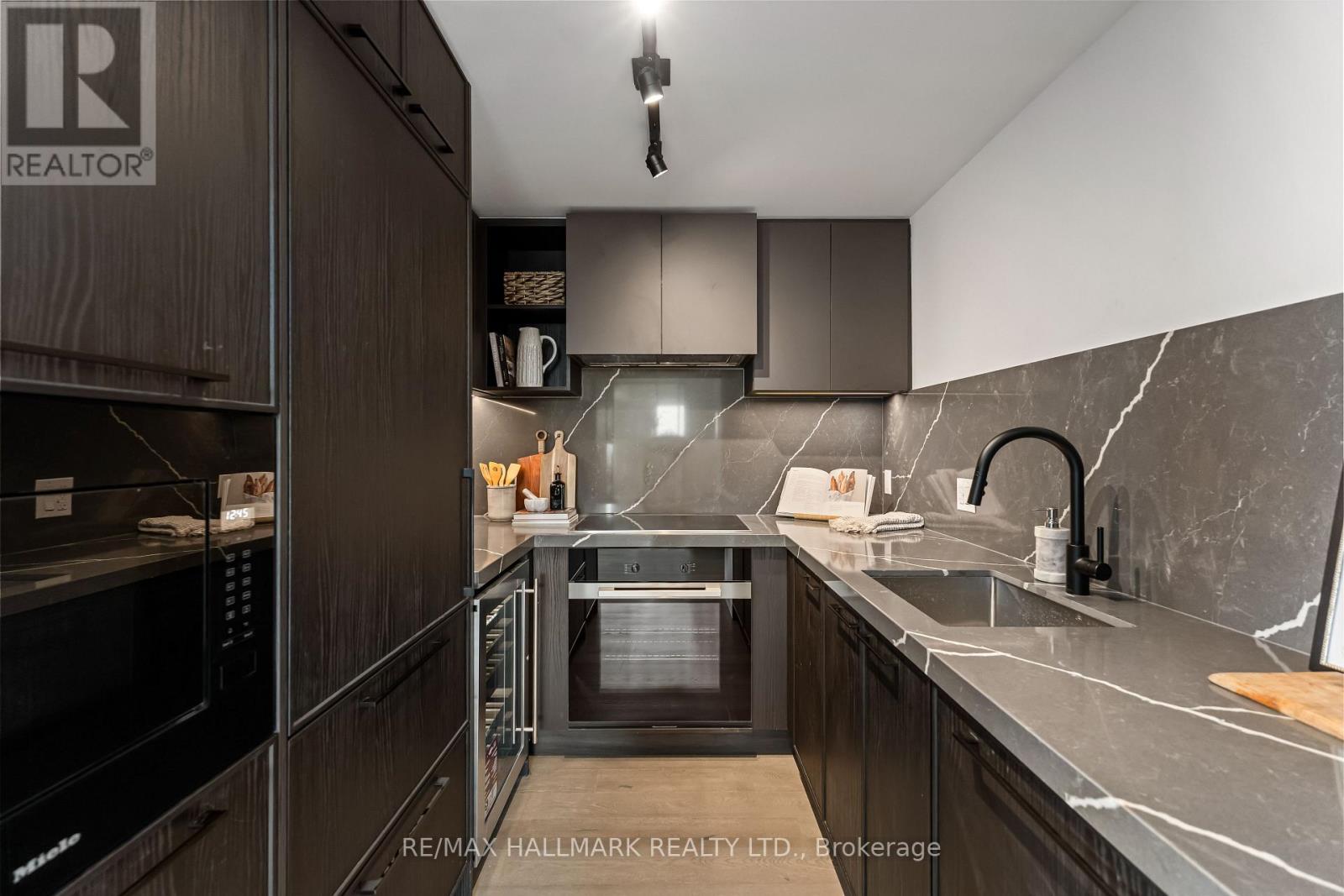 1113 - 1050 Eastern Avenue, Toronto, Ontario  M4L 0B7 - Photo 15 - E13754324