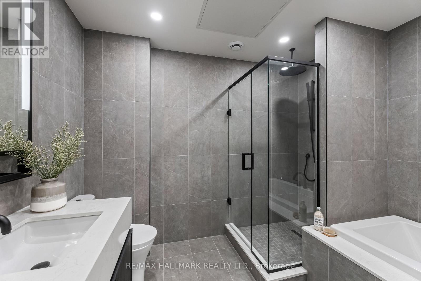 1113 - 1050 Eastern Avenue, Toronto, Ontario  M4L 0B7 - Photo 21 - E13754324