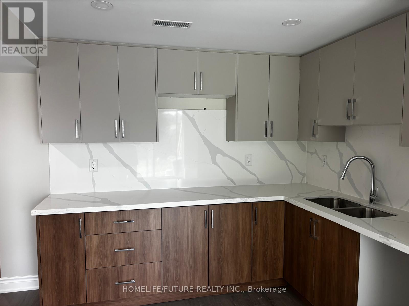 Bsmt - 1359 Klondike Drive, Oshawa, Ontario  L1T 0T1 - Photo 4 - E13754328
