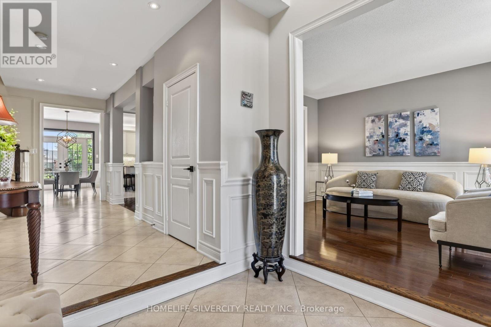 593 Maitland Drive, Pickering, Ontario  L1W 3T6 - Photo 6 - E13754346
