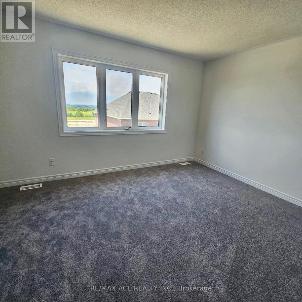 2026 Verne Bowen Street, Oshawa, Ontario  L1L 0S3 - Photo 15 - E13754472
