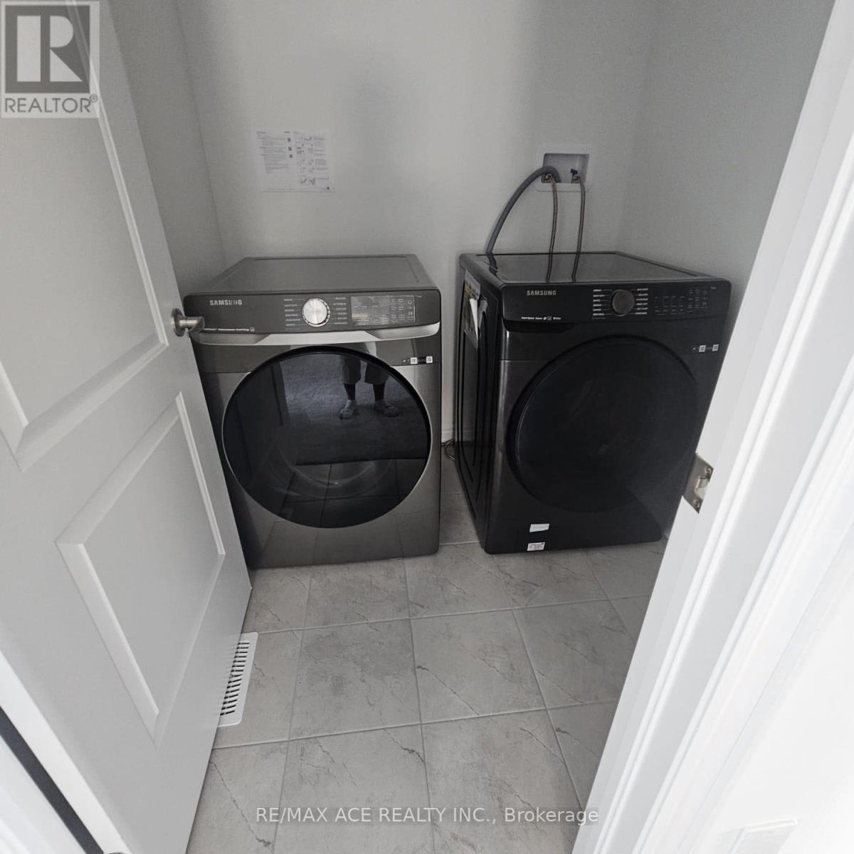 2026 Verne Bowen Street, Oshawa, Ontario  L1L 0S3 - Photo 30 - E13754472