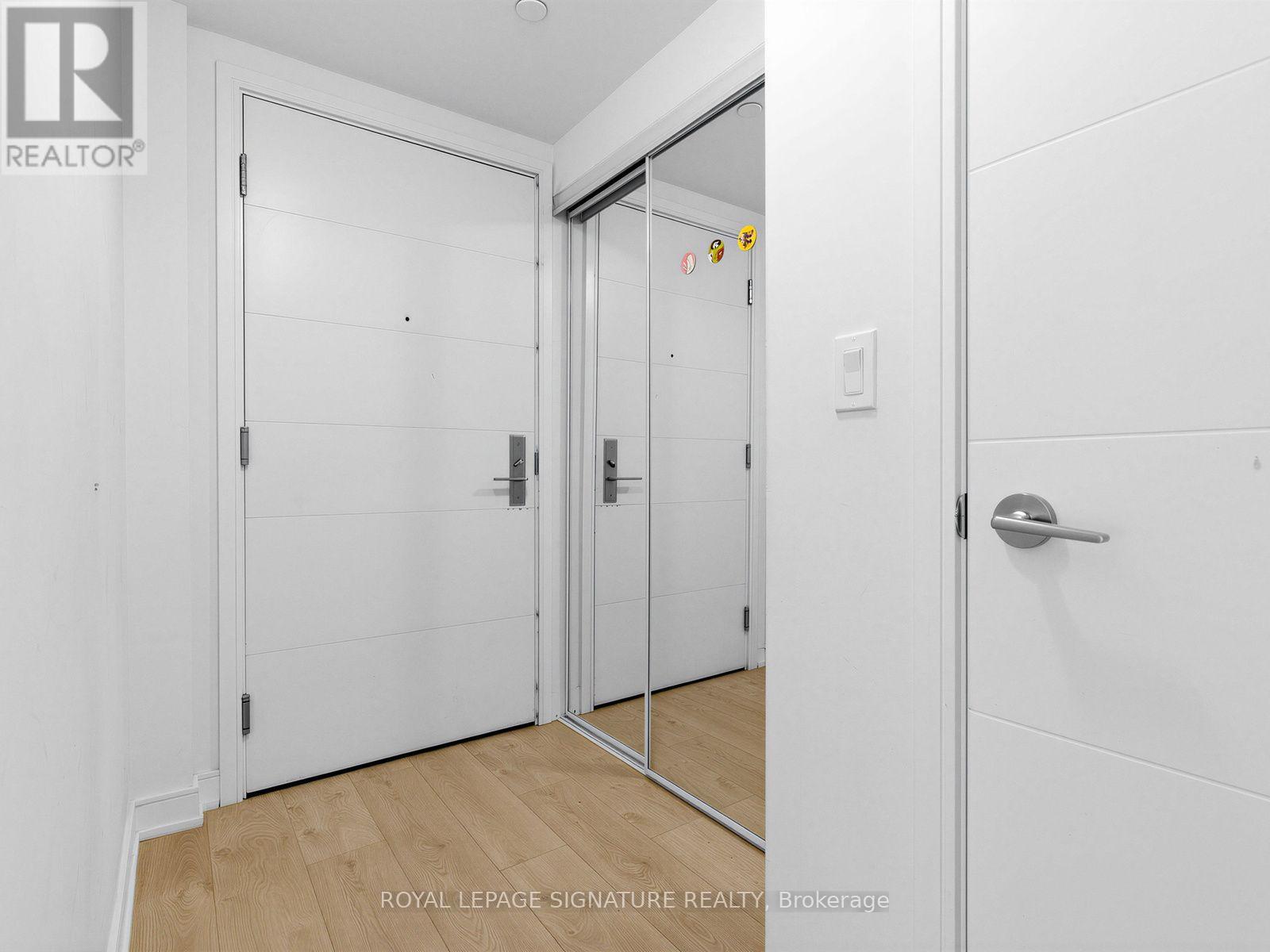 3810 - 50 Wellesley Street E, Toronto, Ontario M4Y 0C8 - Photo 3 - C13753048