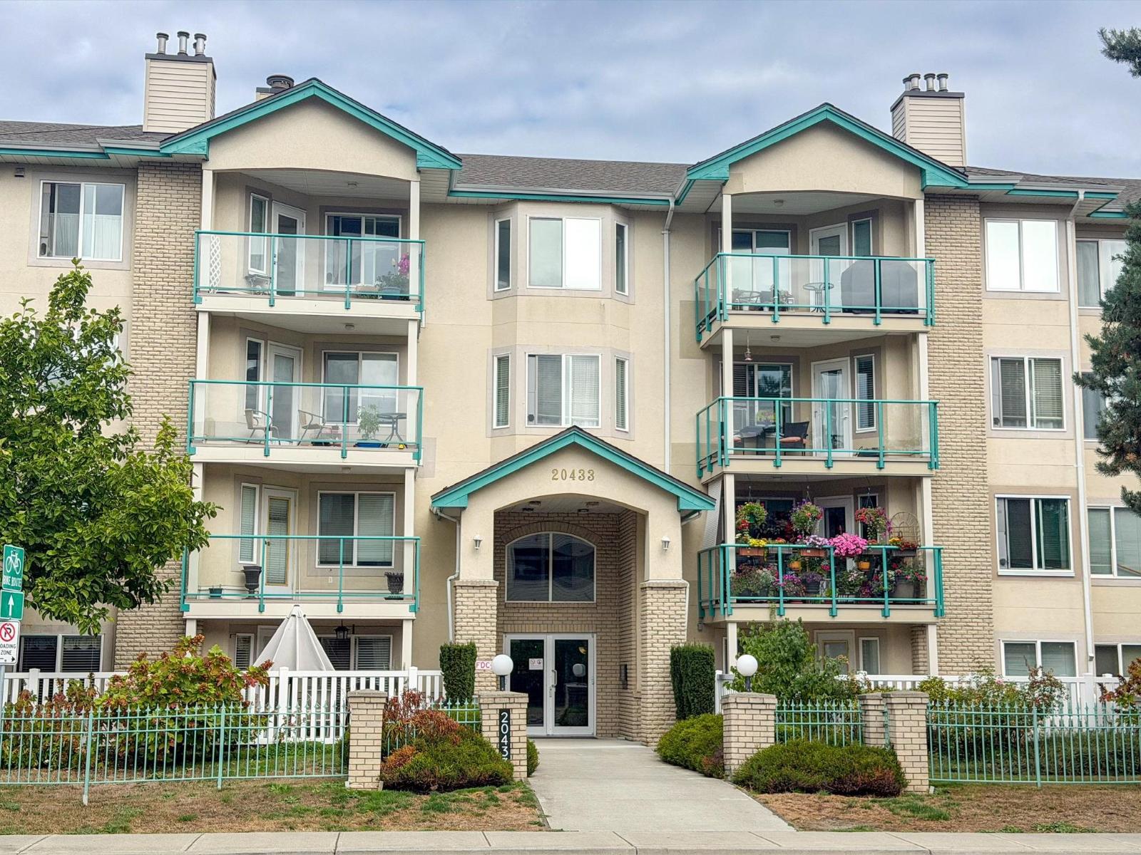 404 20433 53 AVENUE, langley, British Columbia