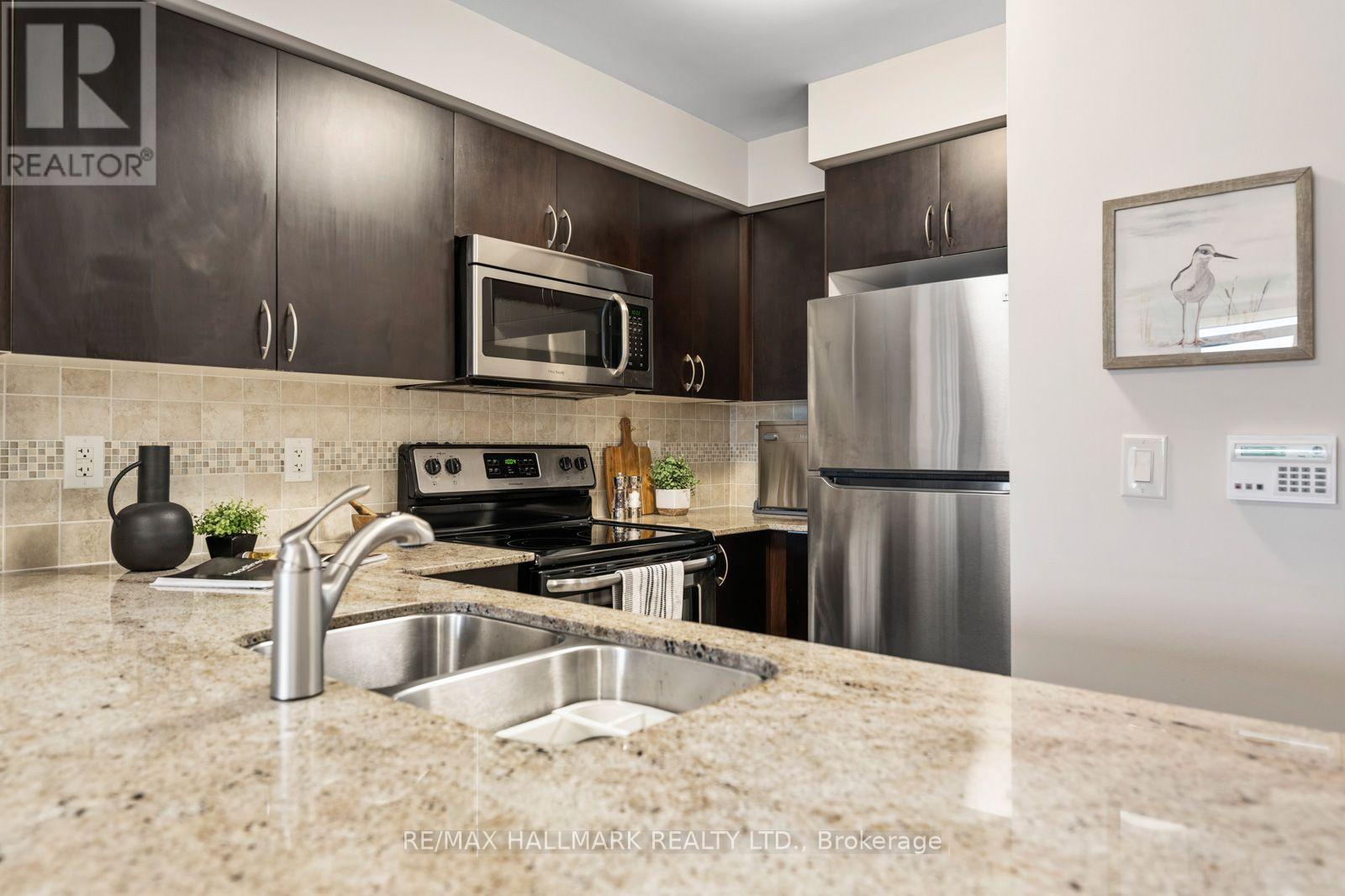 Lph6 - 75 King William Crescent, Richmond Hill, Ontario L4B 0C1 - Photo 10 - N13754304
