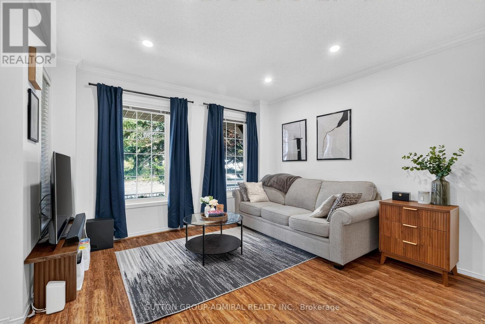 359 John West Way, Aurora, Ontario  L4G 7J7 - Photo 4 - N13754312