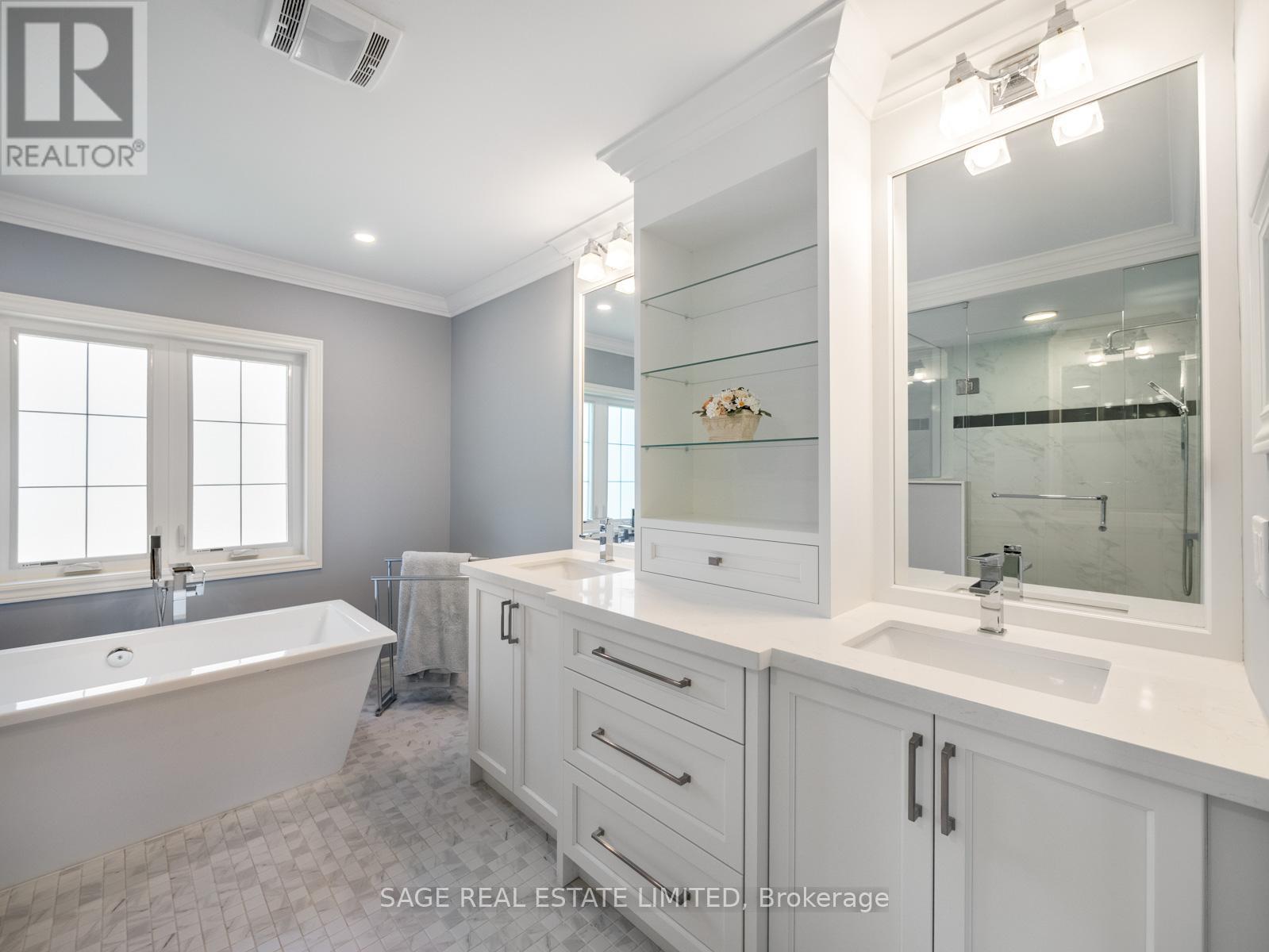 888 Cresta Rider Place, Newmarket, Ontario L3X 1L5 - Photo 28 - N13754416