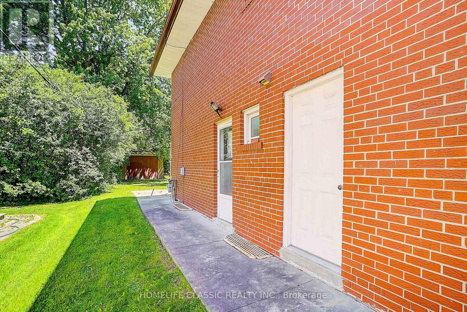 69 Elm Avenue, Richmond Hill, Ontario L4C 6K8 - Photo 22 - N13754432