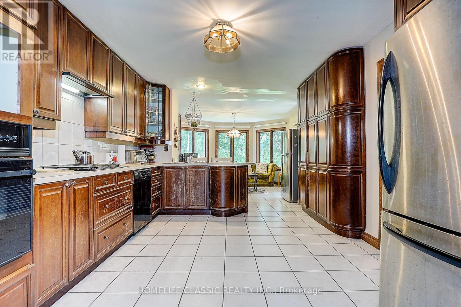 69 Elm Avenue, Richmond Hill, Ontario L4C 6K8 - Photo 9 - N13754432