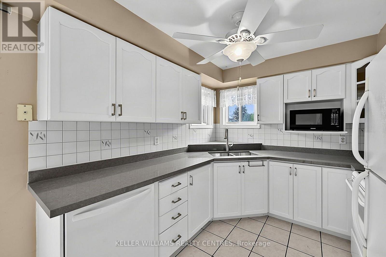 57 Rinaldo Road, Georgina, Ontario  L4P 3X9 - Photo 15 - N13754452