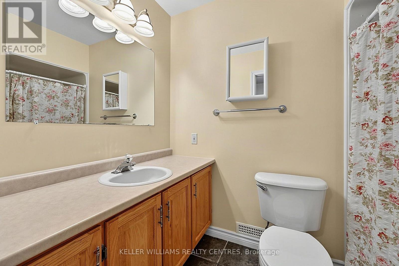 57 Rinaldo Road, Georgina, Ontario  L4P 3X9 - Photo 35 - N13754452