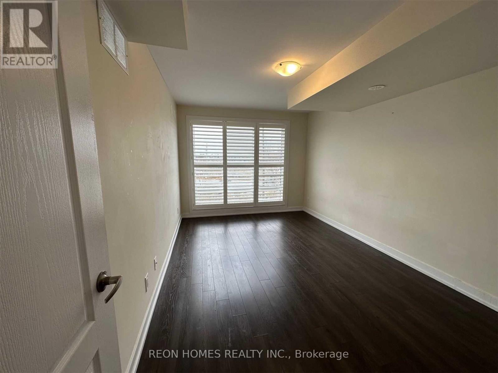315 - 20 Dunsheath Way, Markham, Ontario  L6B 1N3 - Photo 11 - N13754510