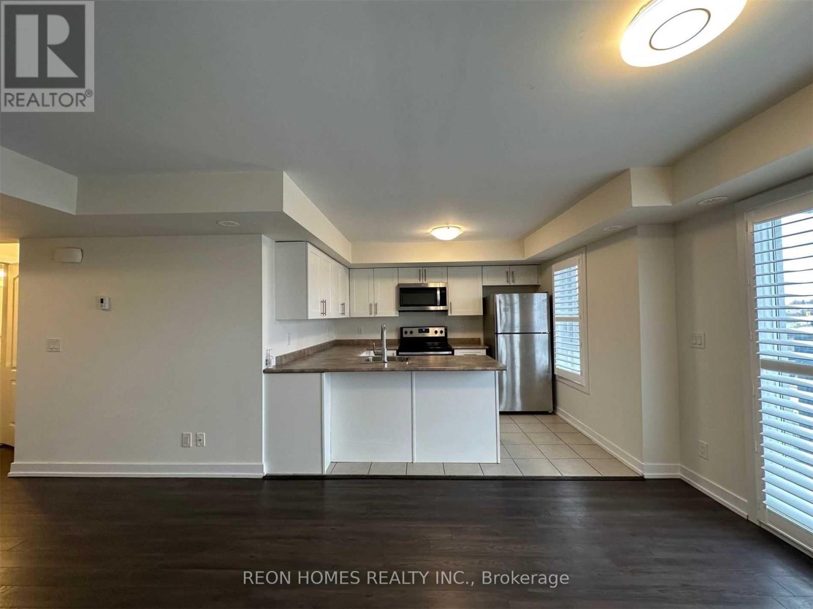 315 - 20 Dunsheath Way, Markham, Ontario  L6B 1N3 - Photo 7 - N13754510