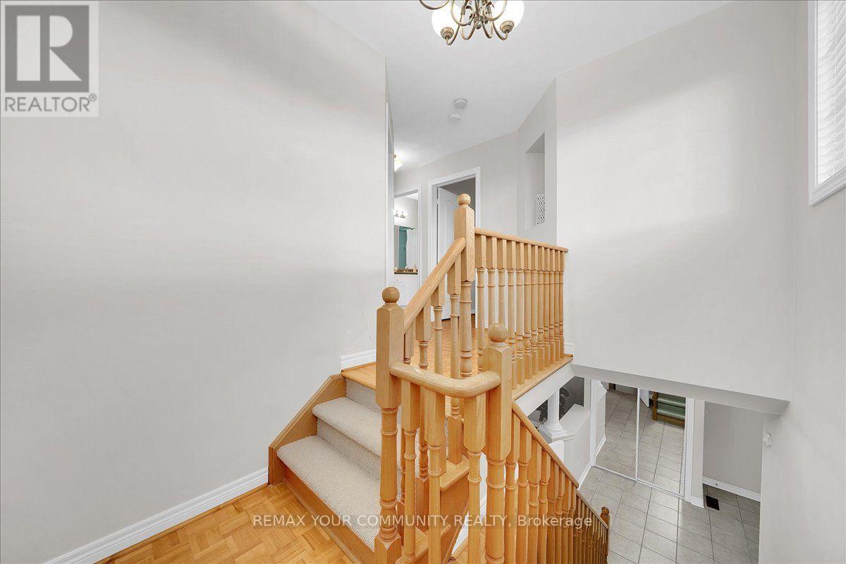 129 Colombo Crescent, Vaughan, Ontario  L6A 2T9 - Photo 24 - N13754516