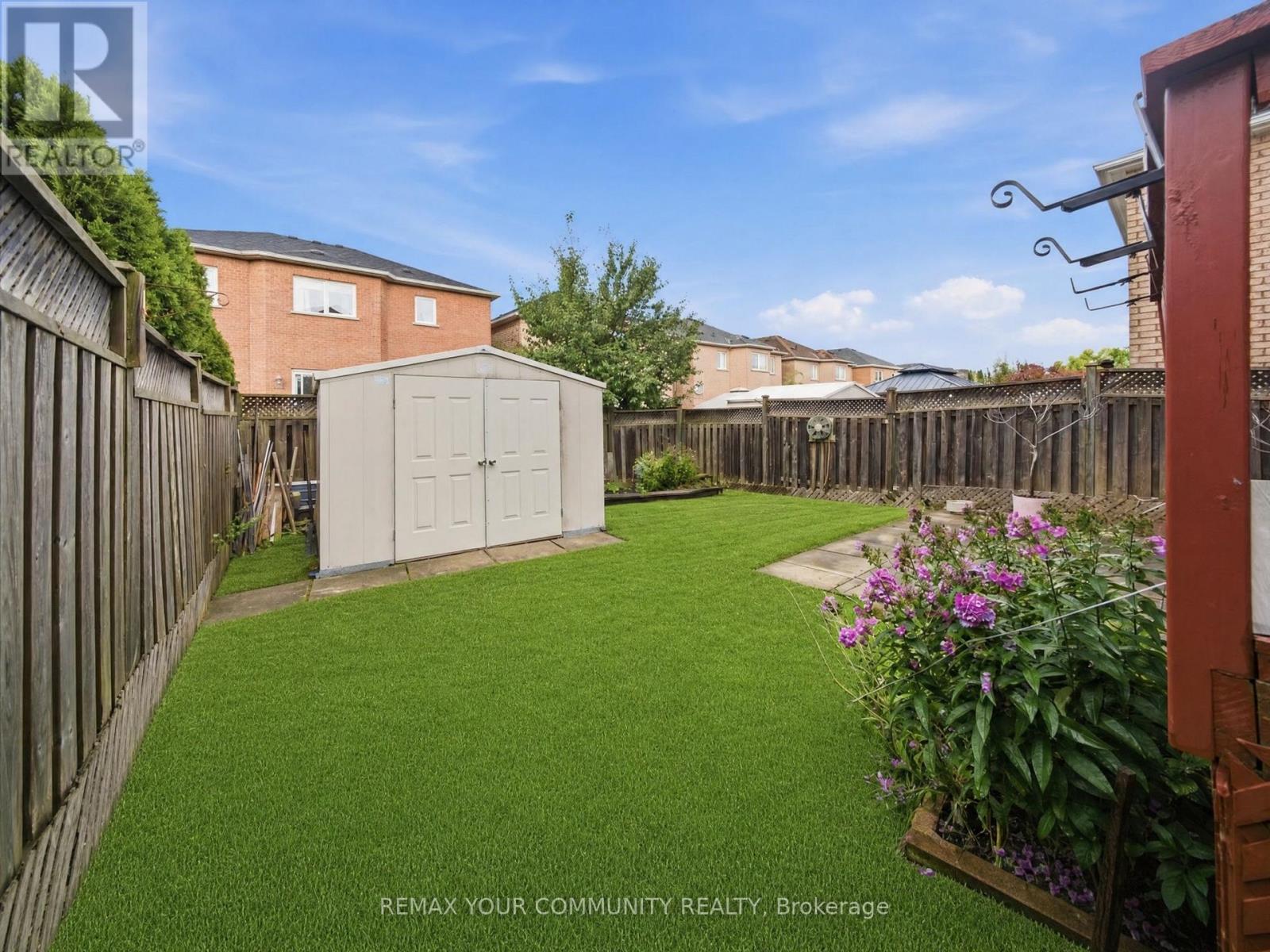 129 Colombo Crescent, Vaughan, Ontario  L6A 2T9 - Photo 41 - N13754516