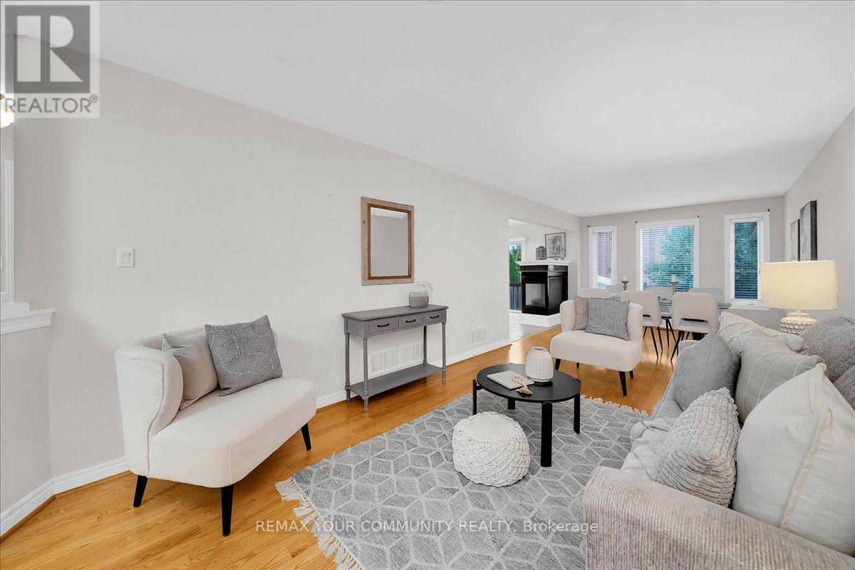 129 Colombo Crescent, Vaughan, Ontario  L6A 2T9 - Photo 9 - N13754516