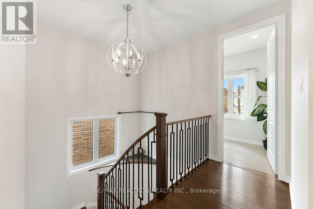34 Vivian Creek Road, East Gwillimbury, Ontario  L0G 1M0 - Photo 29 - N13754518