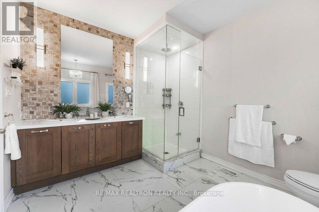 34 Vivian Creek Road, East Gwillimbury, Ontario  L0G 1M0 - Photo 41 - N13754518