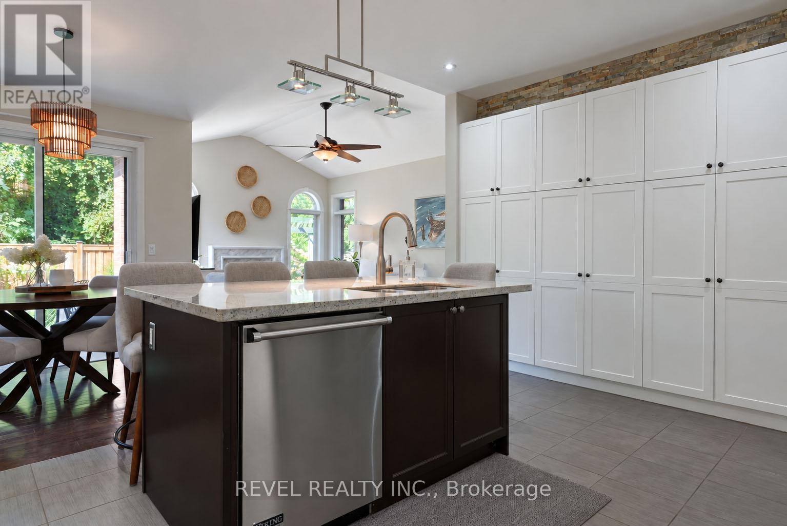 36 Turner Drive, Barrie (Bayshore), Ontario  L4N 6M5 - Photo 14 - S13754418