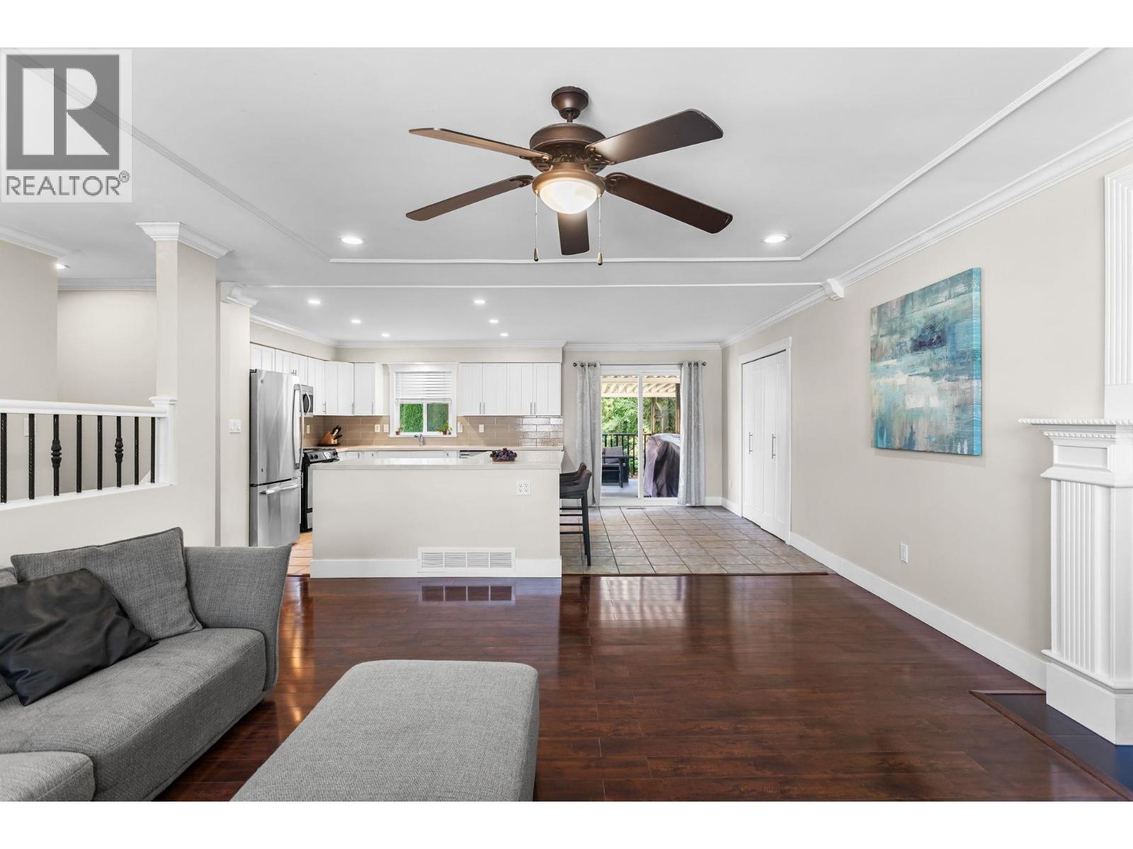 1949 Taylor Street, Port Coquitlam, British Columbia  V3C 4M1 - Photo 6 - R3159451
