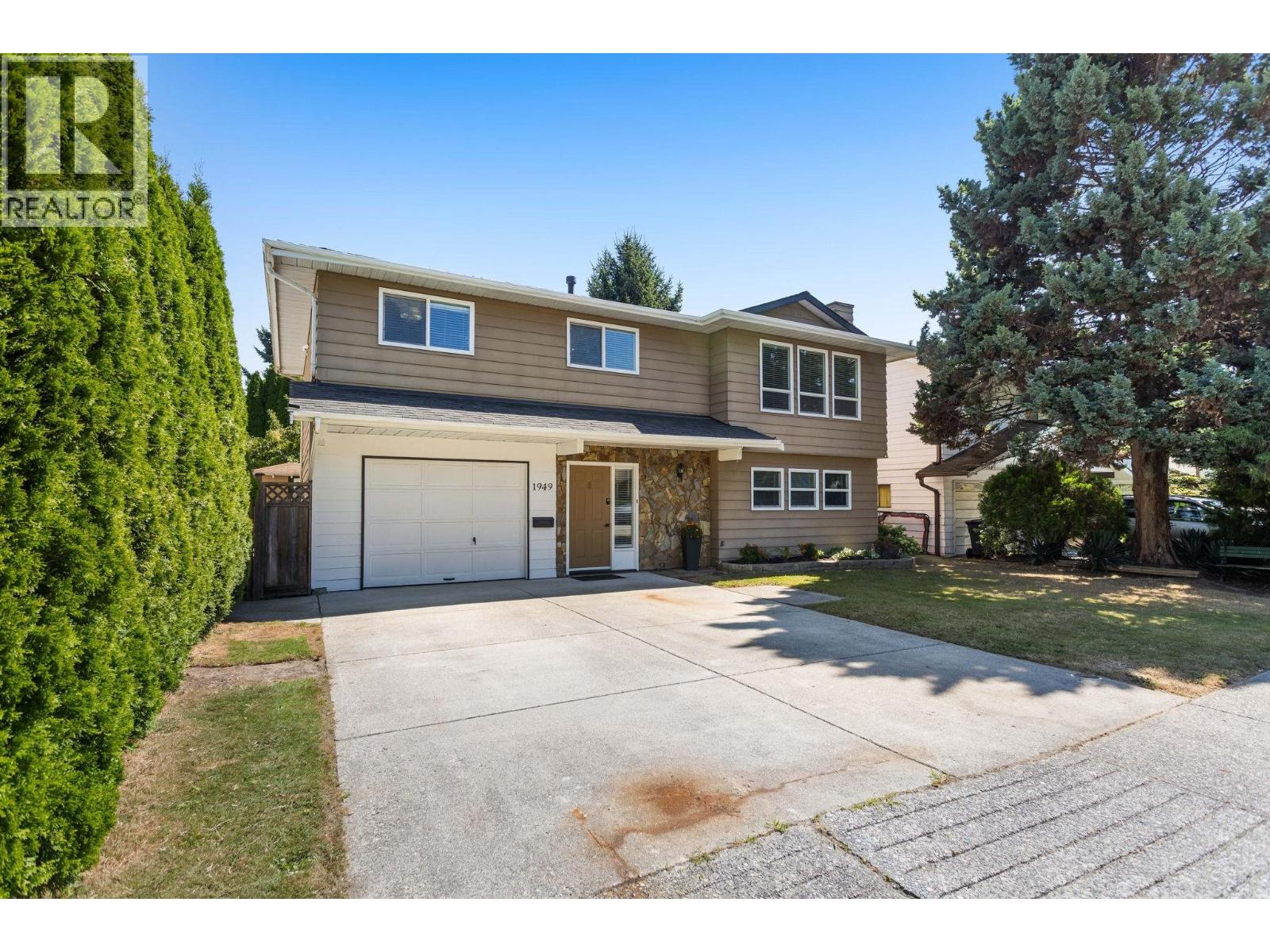 1949 Taylor Street, Port Coquitlam, British Columbia  V3C 4M1 - Photo 35 - R3159451