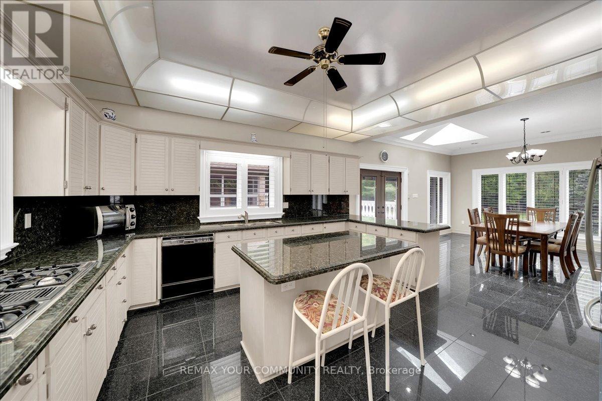 8339 Finnerty Side Road, Caledon, Ontario  L0N 1E0 - Photo 13 - W13754322