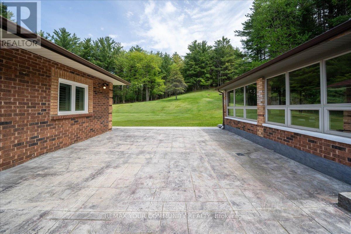 8339 Finnerty Side Road, Caledon, Ontario  L0N 1E0 - Photo 33 - W13754322