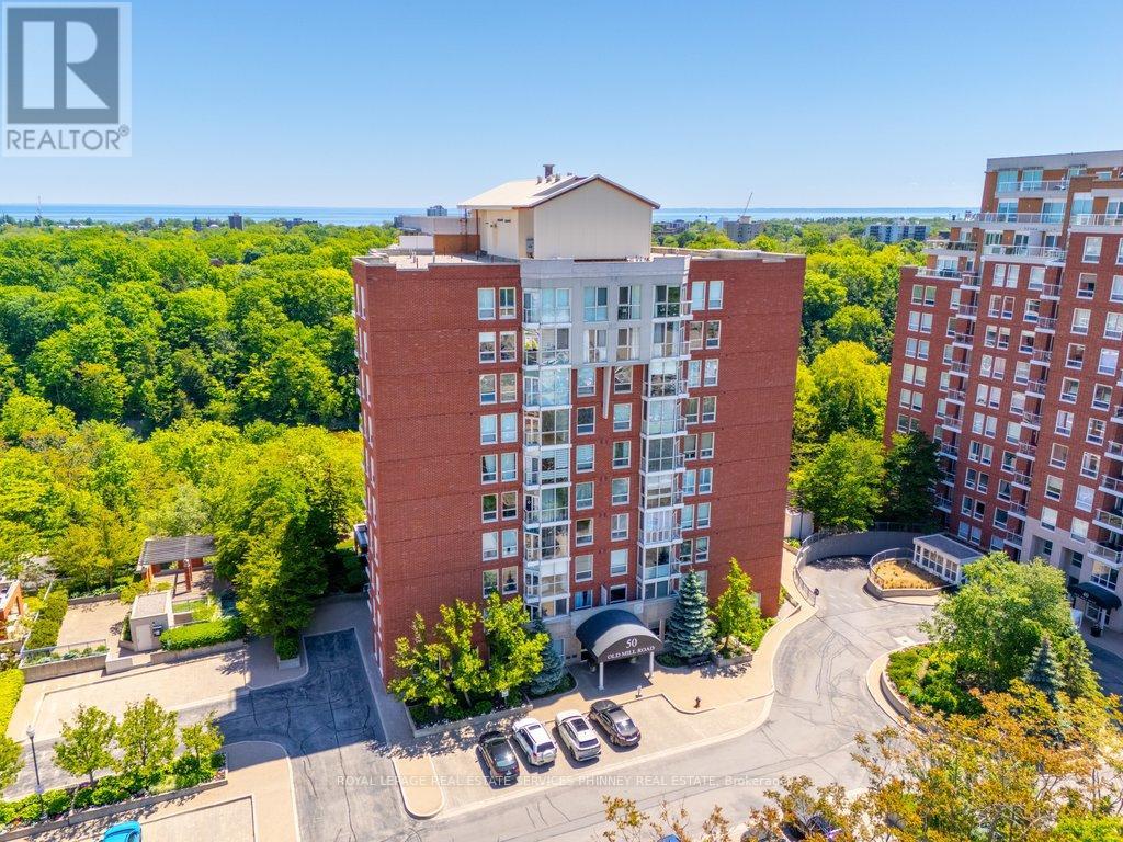 706 - 50 Old Mill Road, Oakville, Ontario  L6J 7W1 - Photo 3 - W13754342