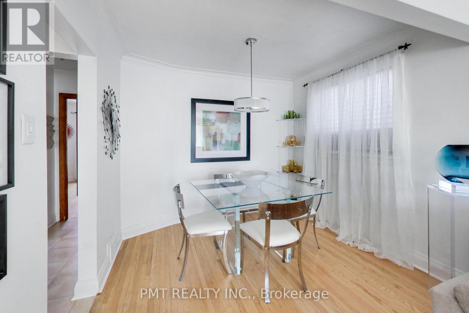 25 Ronald Avenue, Toronto, Ontario  M6E 4M5 - Photo 11 - W13754430