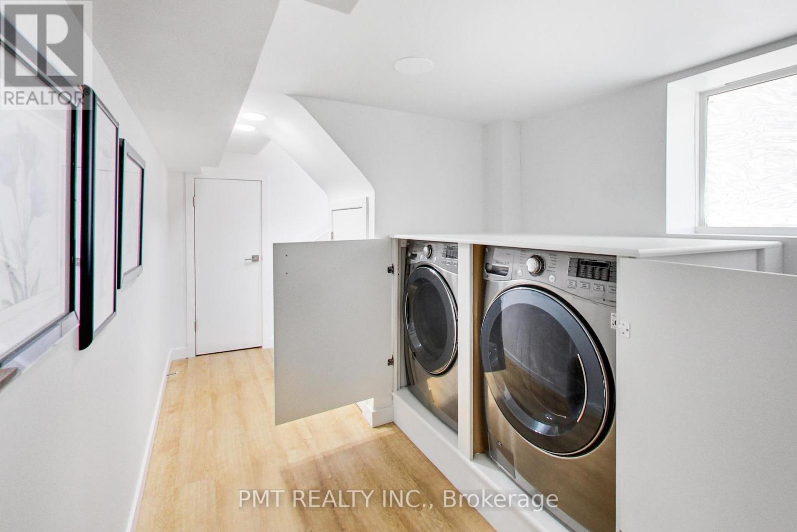 25 Ronald Avenue, Toronto, Ontario  M6E 4M5 - Photo 23 - W13754430