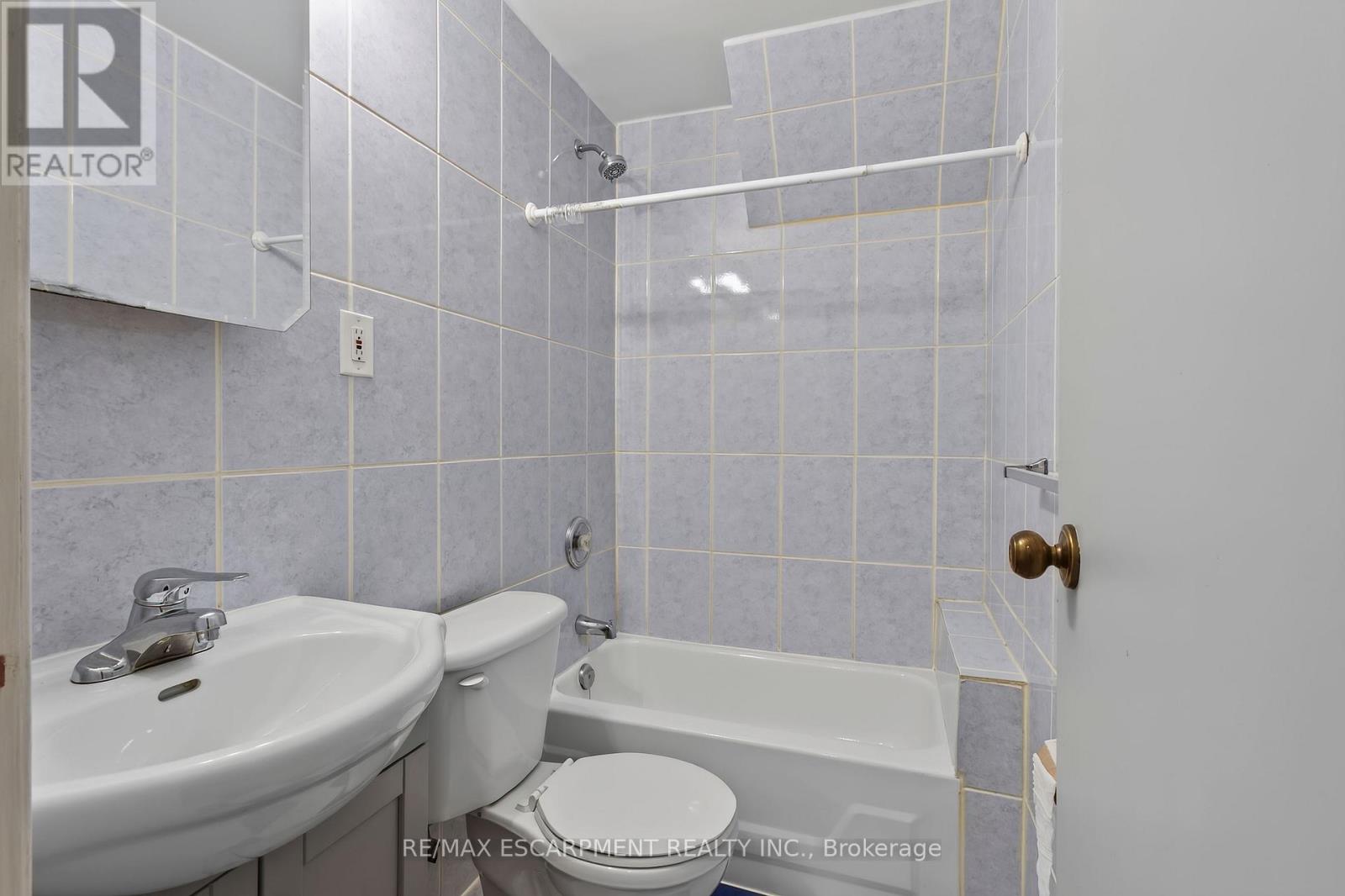 9 - 492 Kerr Street, Oakville, Ontario  L6K 3C5 - Photo 14 - W13754484