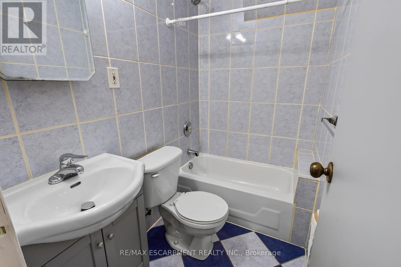 9 - 492 Kerr Street, Oakville, Ontario  L6K 3C5 - Photo 15 - W13754484