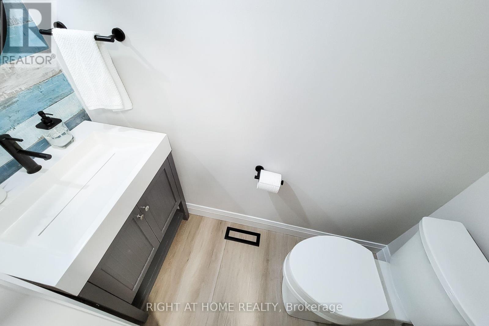 3574 Autumnleaf Crescent, Mississauga, Ontario  L5L 1K5 - Photo 10 - W13754528