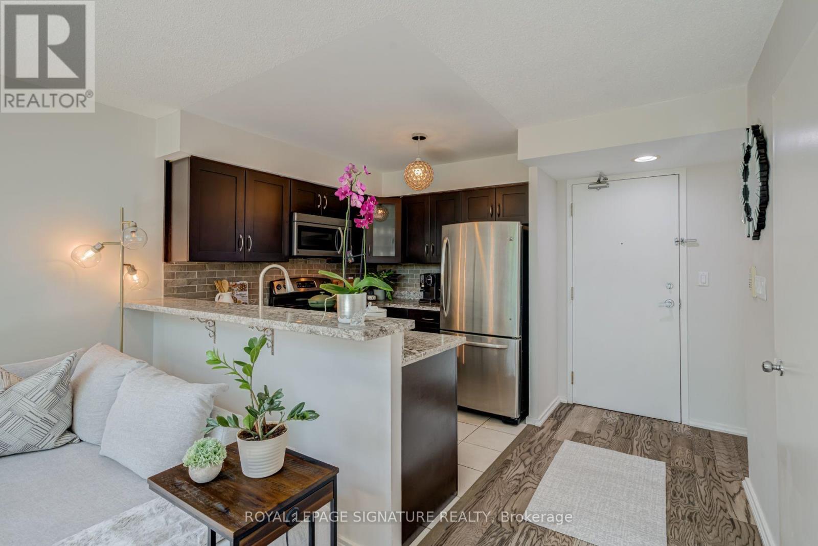 203 - 200 Manitoba Street, Toronto, Ontario  M8Y 3Y9 - Photo 6 - W13754556