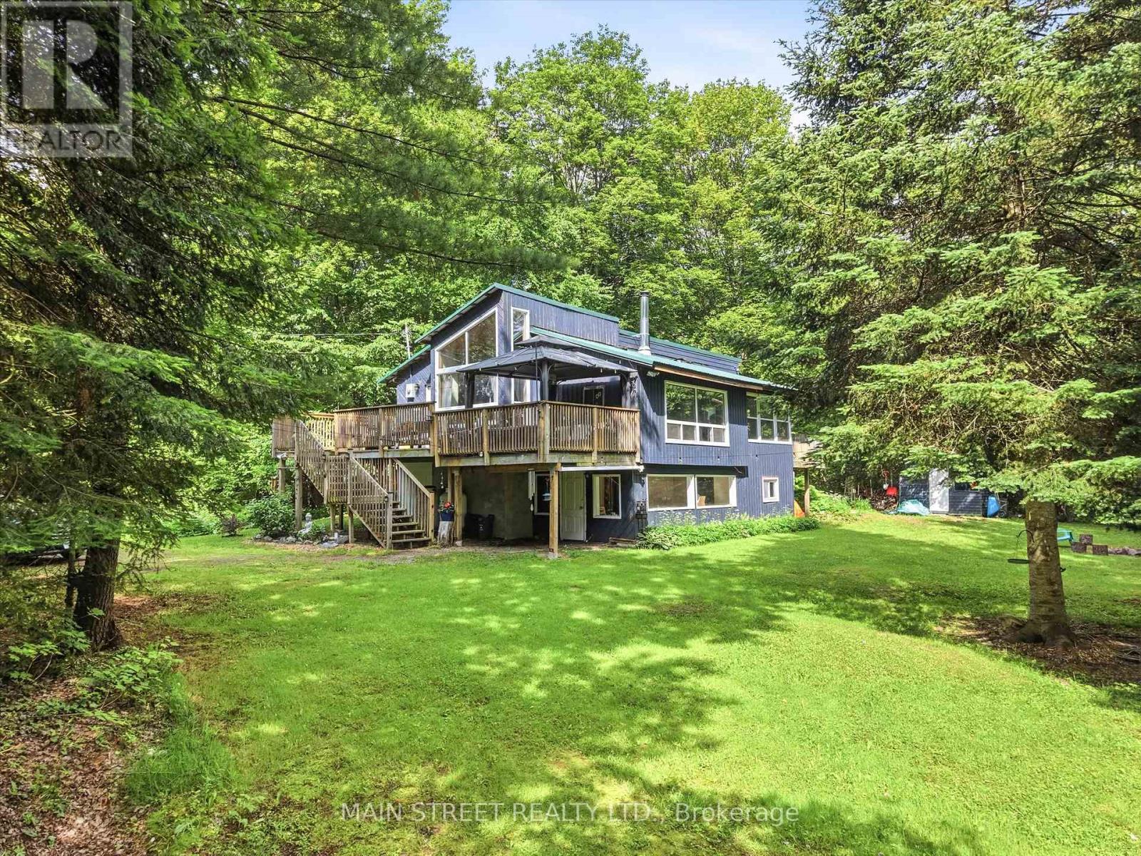 1063 SHERWOOD FOREST ROAD, Bracebridge, Ontario