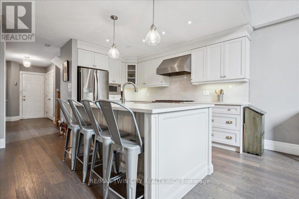537 Havendale Place, Waterloo, Ontario  N2L 0G2 - Photo 13 - X13754348