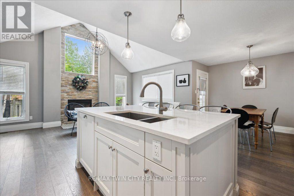 537 Havendale Place, Waterloo, Ontario  N2L 0G2 - Photo 16 - X13754348