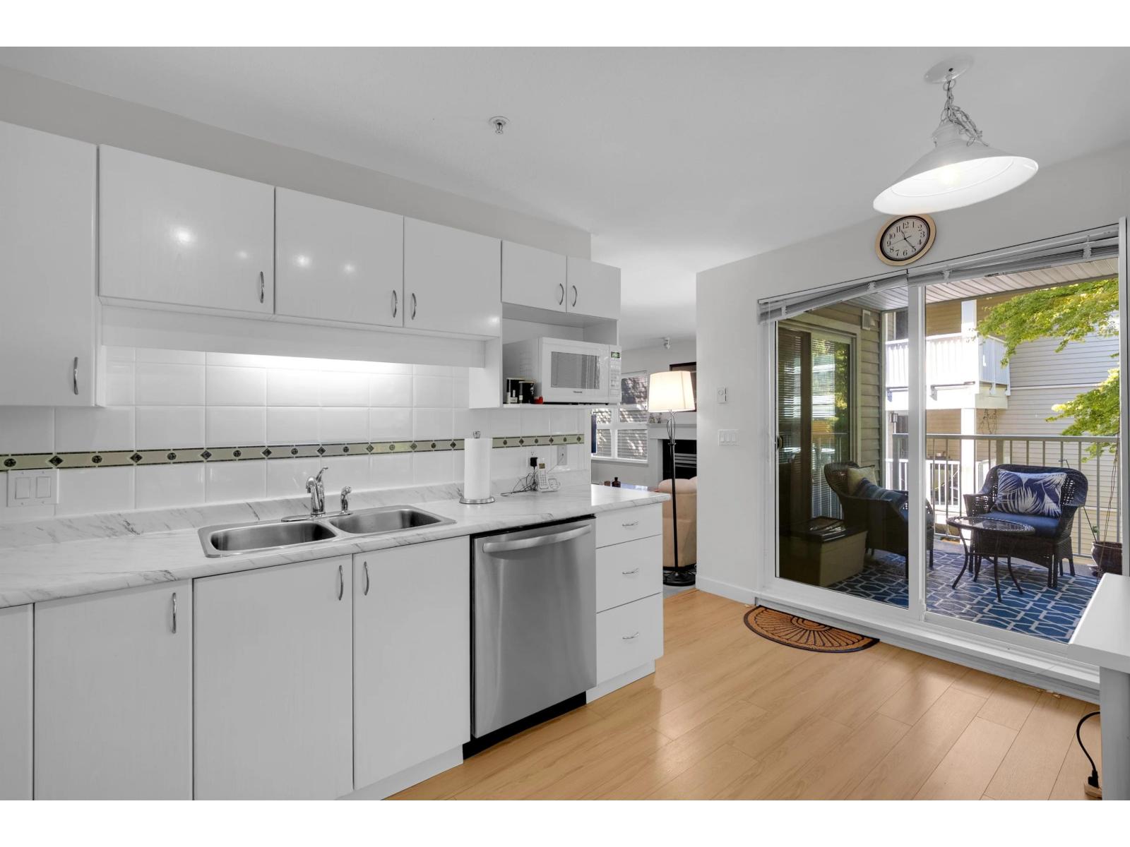 206 9668 148 Street, Surrey, British Columbia  V3R 0W2 - Photo 11 - R3161068