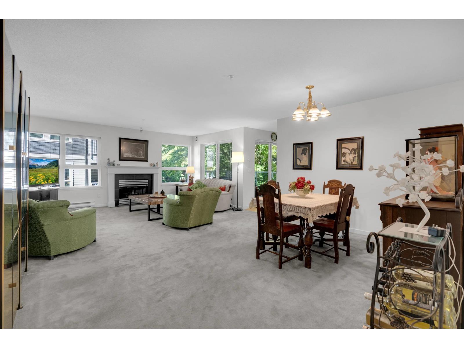 206 9668 148 Street, Surrey, British Columbia  V3R 0W2 - Photo 4 - R3161068