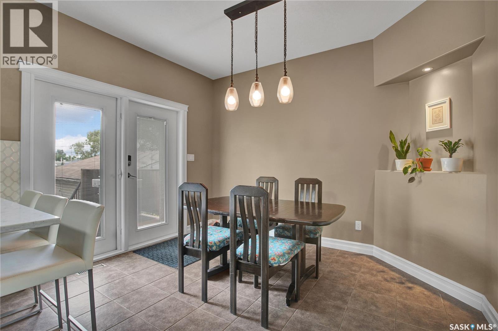 1304 5th Avenue N, Saskatoon, Saskatchewan  S7K 2S2 - Photo 6 - SK047798