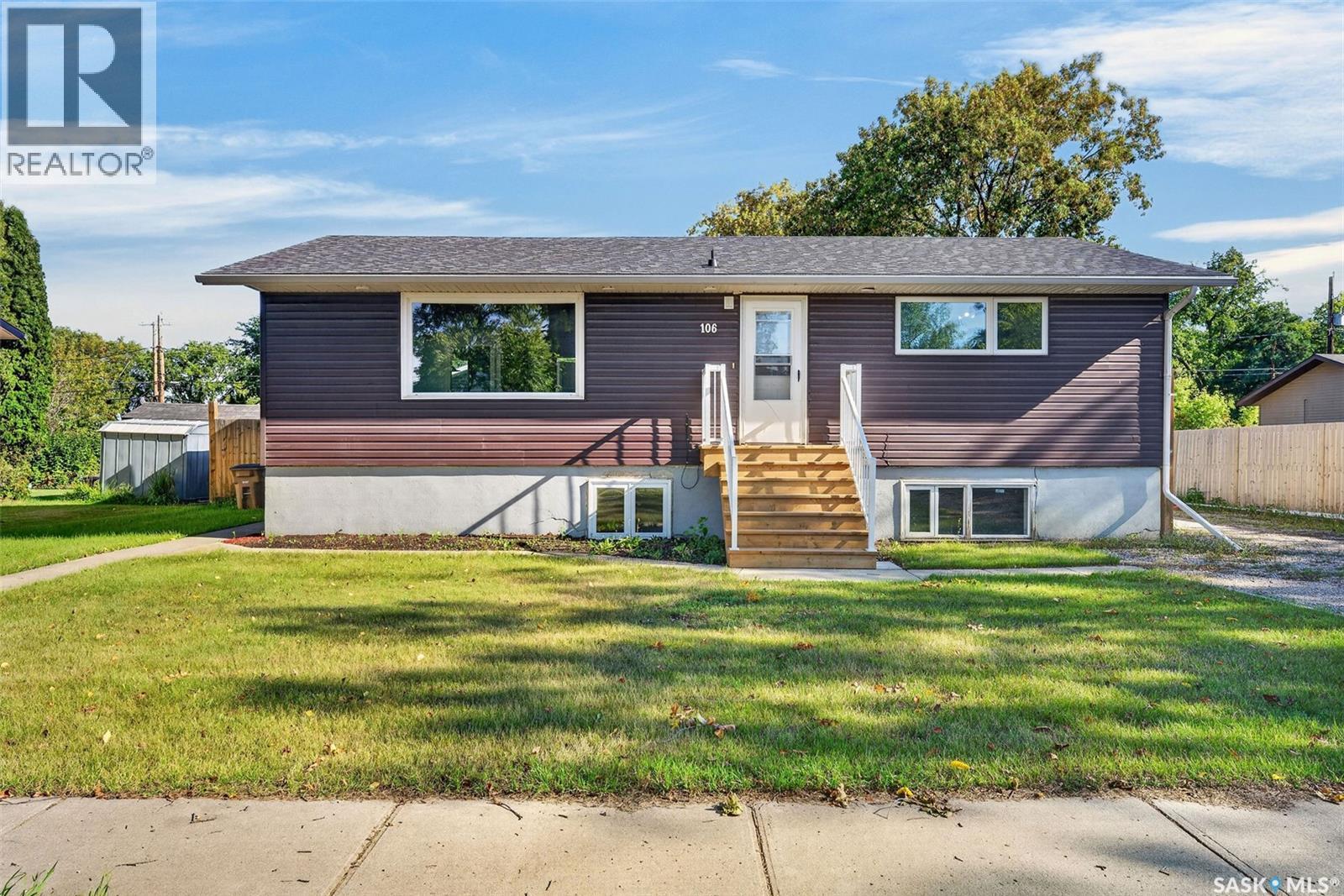 106 Bemister AVENUE E, melfort, Saskatchewan